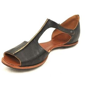 CYDWOQ TIMBER - in the CLIFFDWELLER LINE, in BLACK, size 40